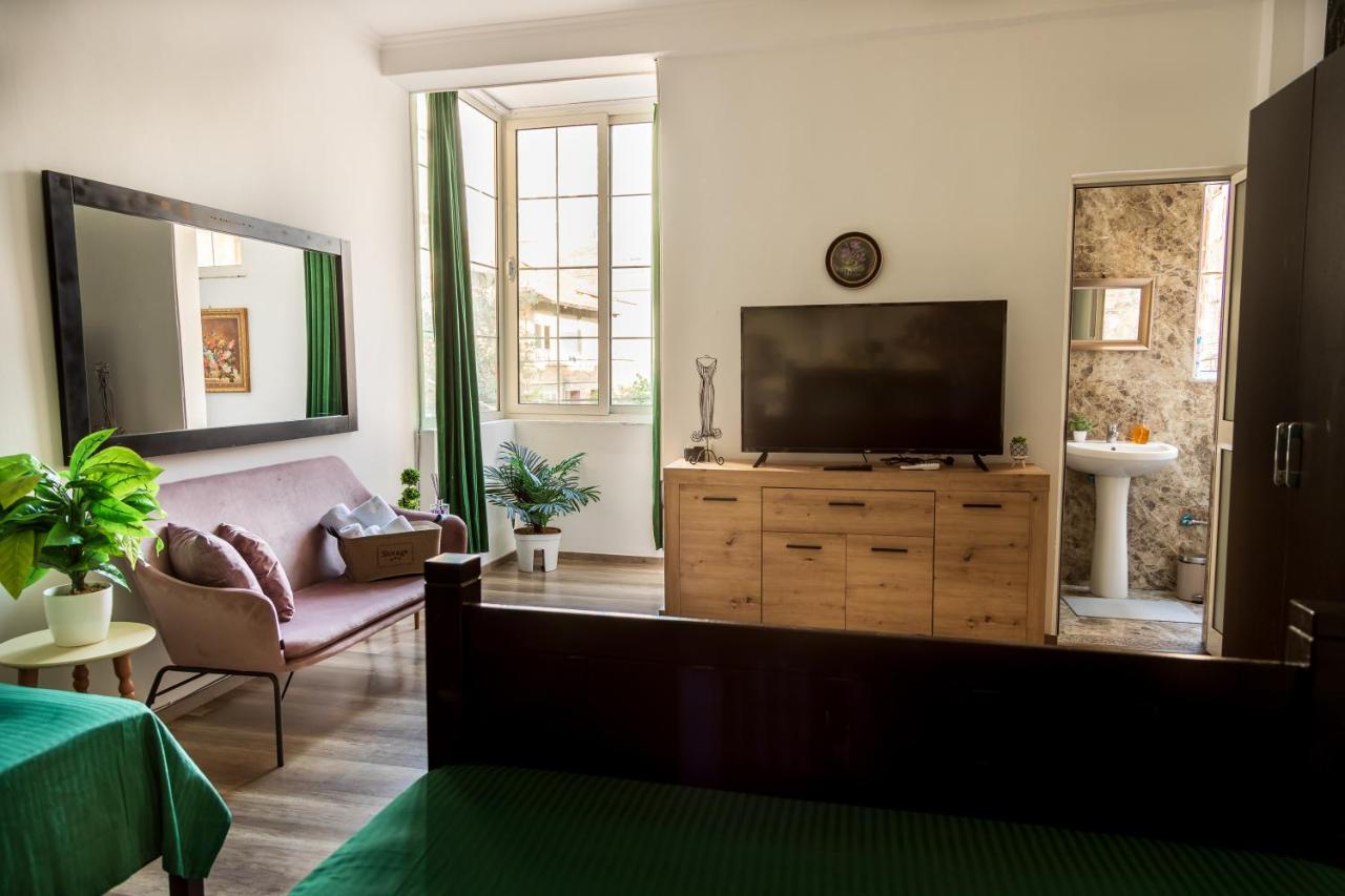 The Tropical House Tirana Apartment Екстериор снимка